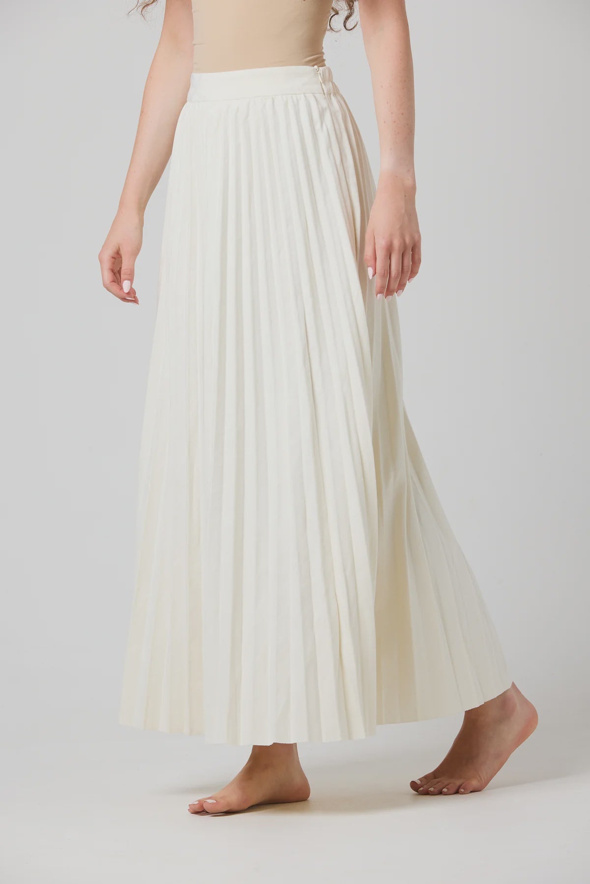 IVORY LUCKY SKIRT