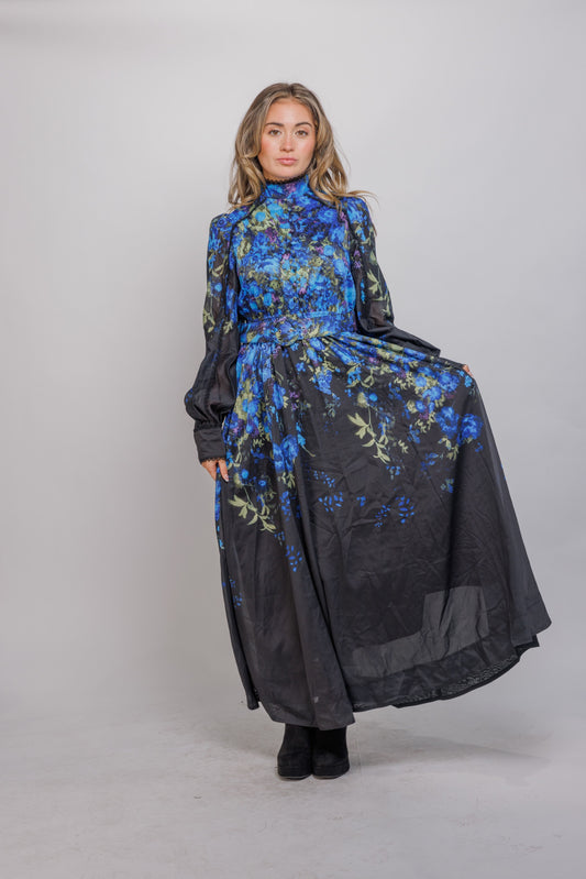 FLOWER PRINT MAX DRESS WITH LACE DETAIL