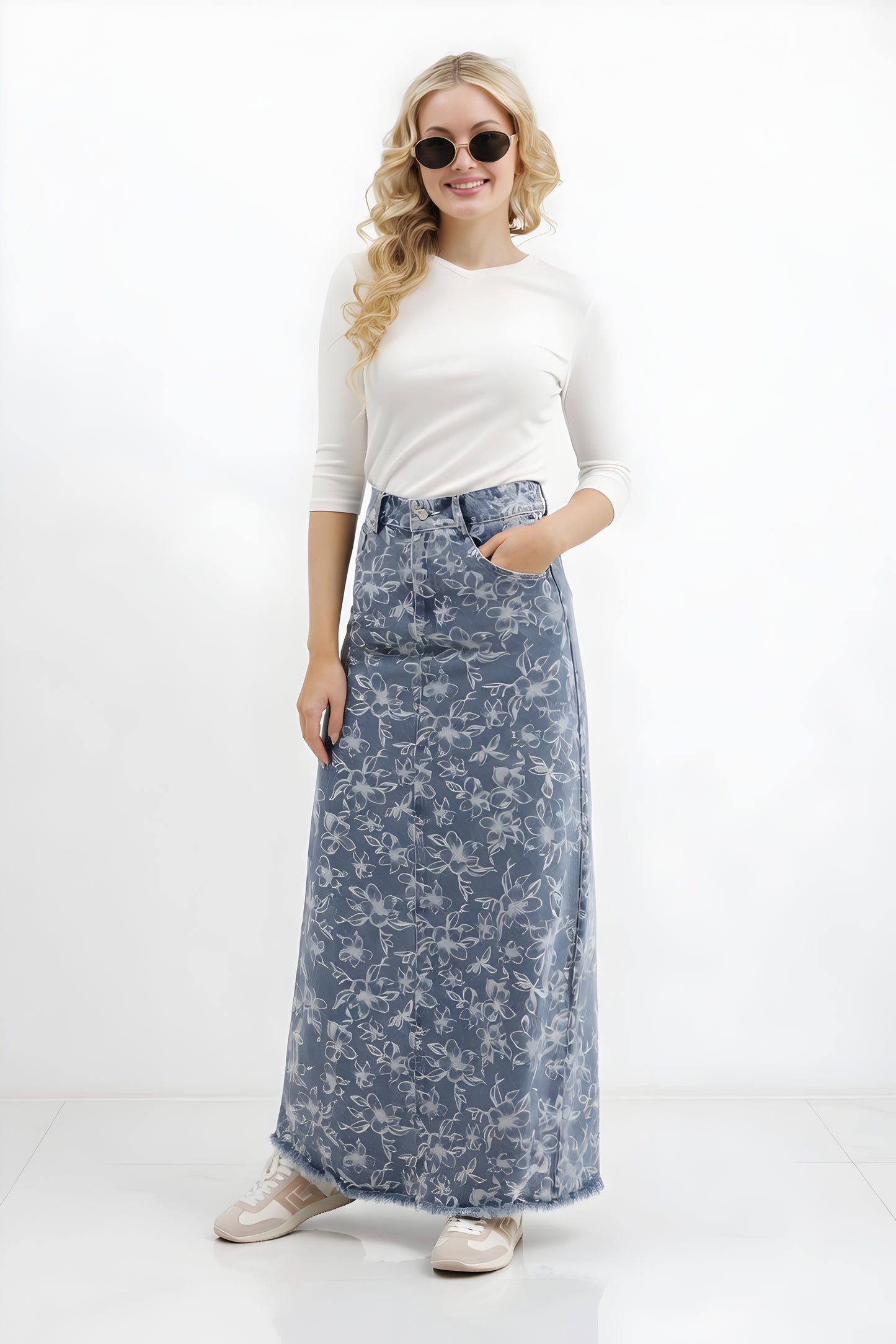 DENIM SKIRT AVAILABLE IN 2 POLKA DOT PATTERNS AND 2 FLORAL PATTERNS