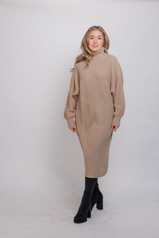 WIDE CABLE DOLMAN TURTLENECK DRESS