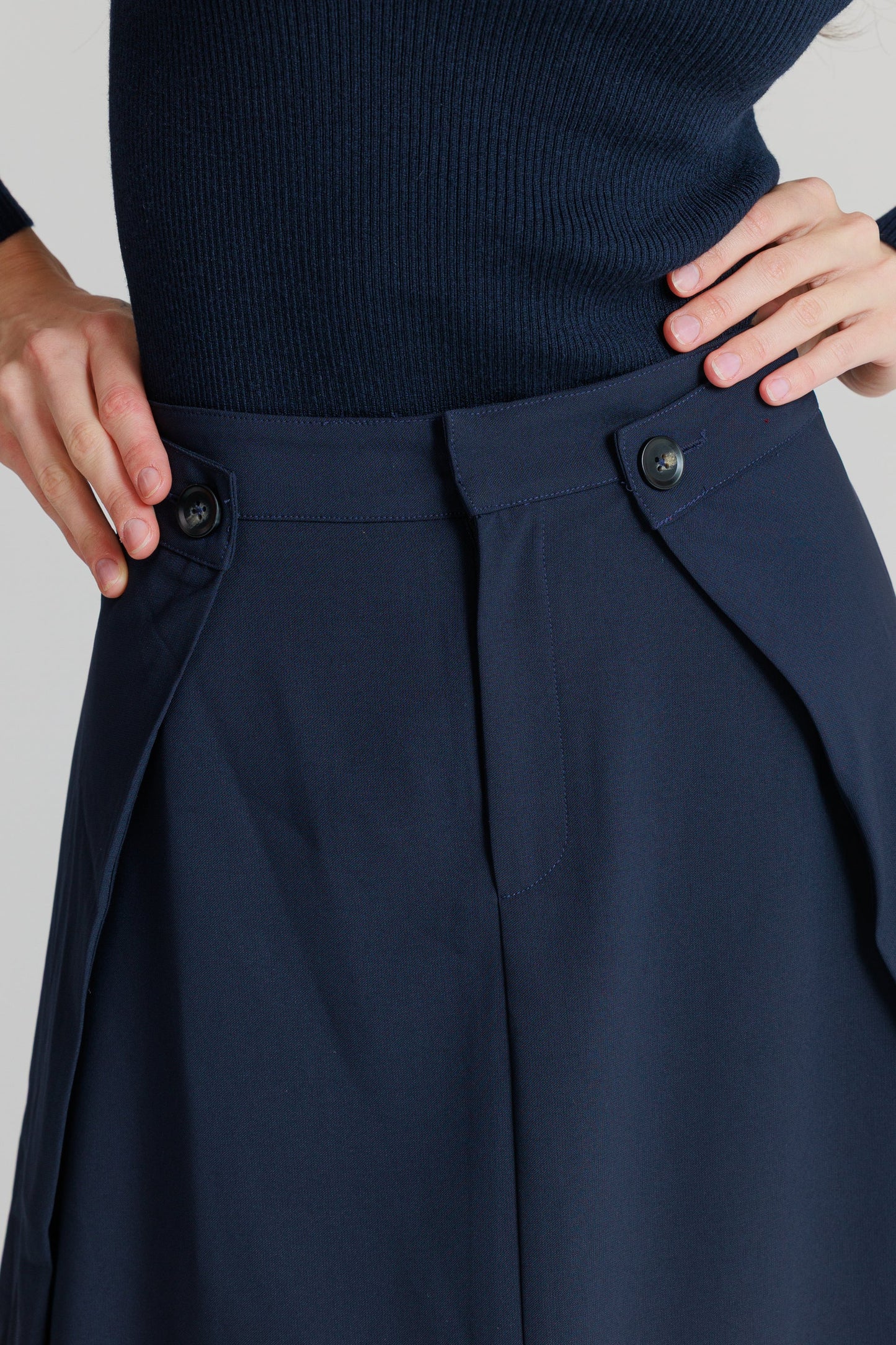 NAVY SUIT SKIRT