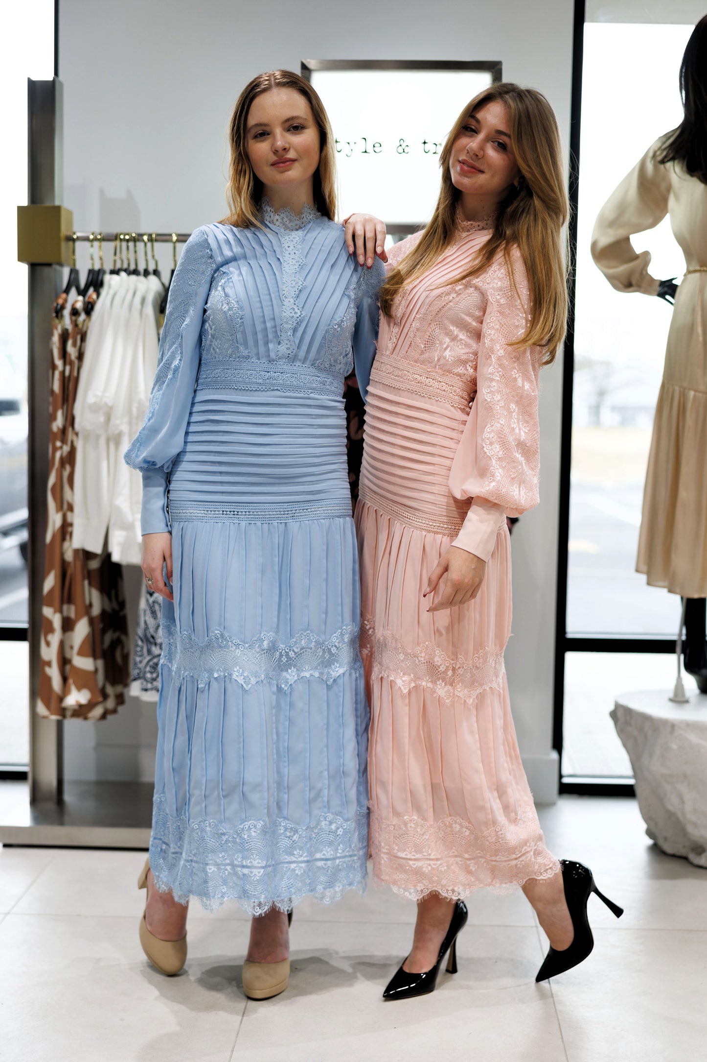 TIERED DRESS AVAILABLE IN 2 COLORS