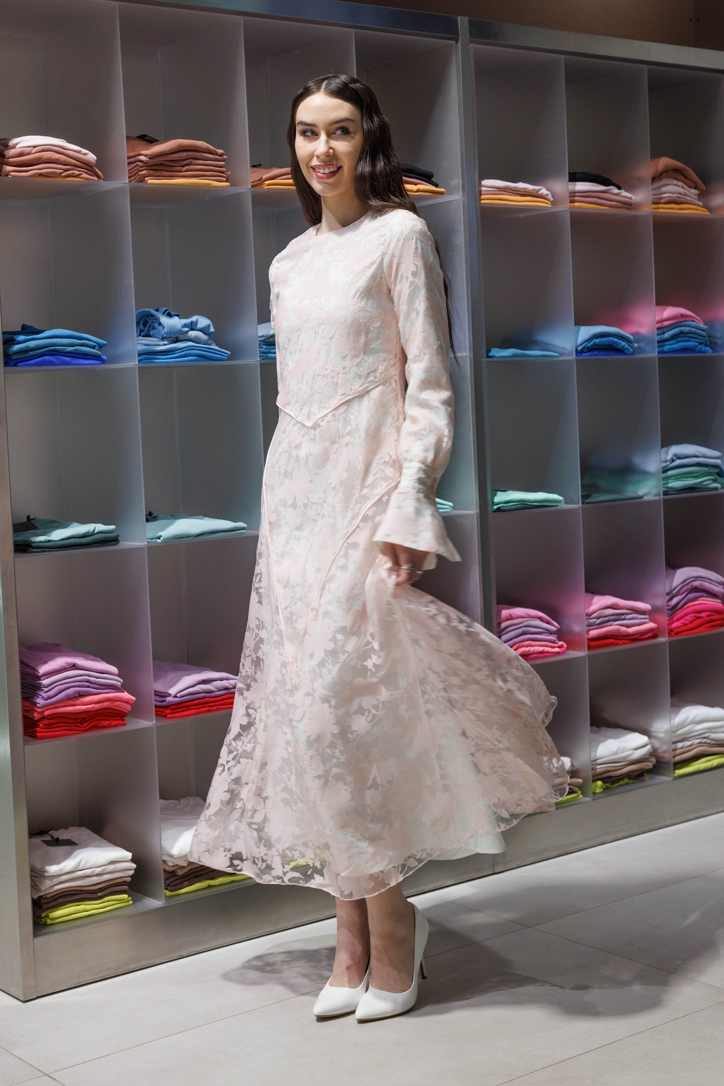 LACE DRESS AVAILABLE IN 2 PASTEL COLORS
