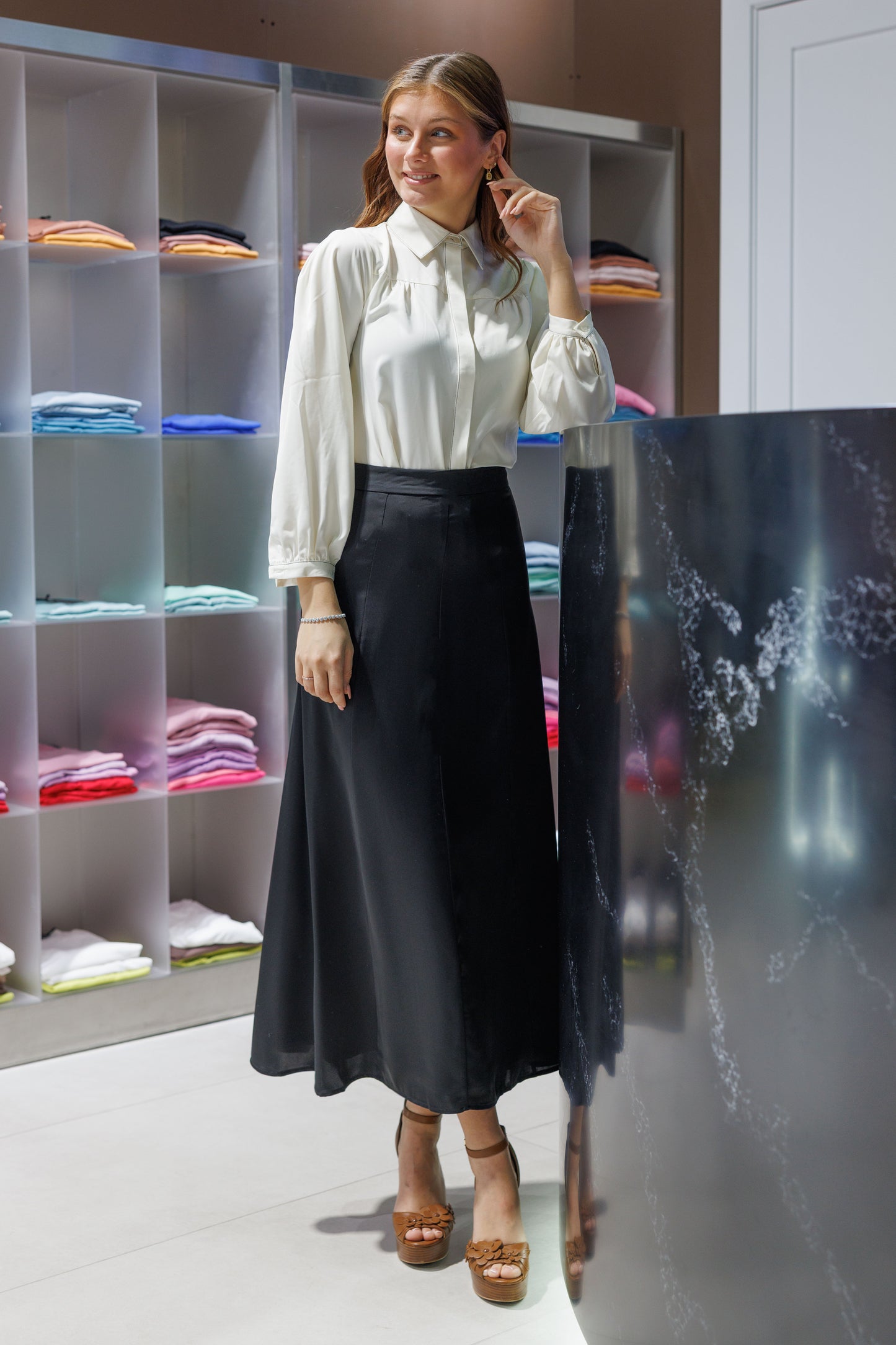 8 PANEL SKIRT AVAILABLE IN 2 PRINTS AND 2 SOLIDS