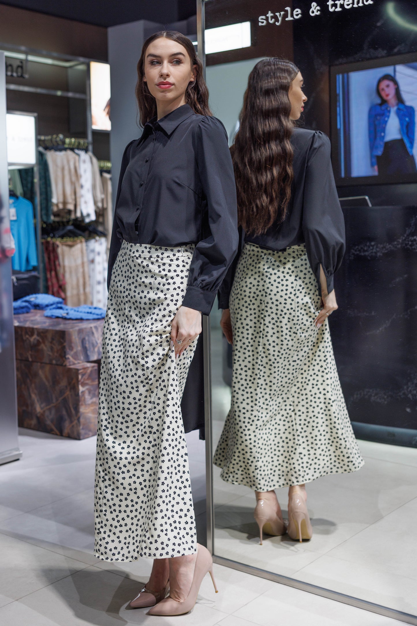 8 PANEL SKIRT AVAILABLE IN 2 PRINTS AND 2 SOLIDS