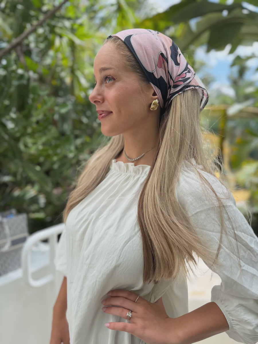 INSPIRED BLUSH FORM BANDANA
