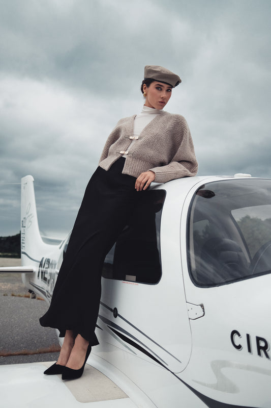 SABLE BUCKLE OVERSIZED CARDIGAN