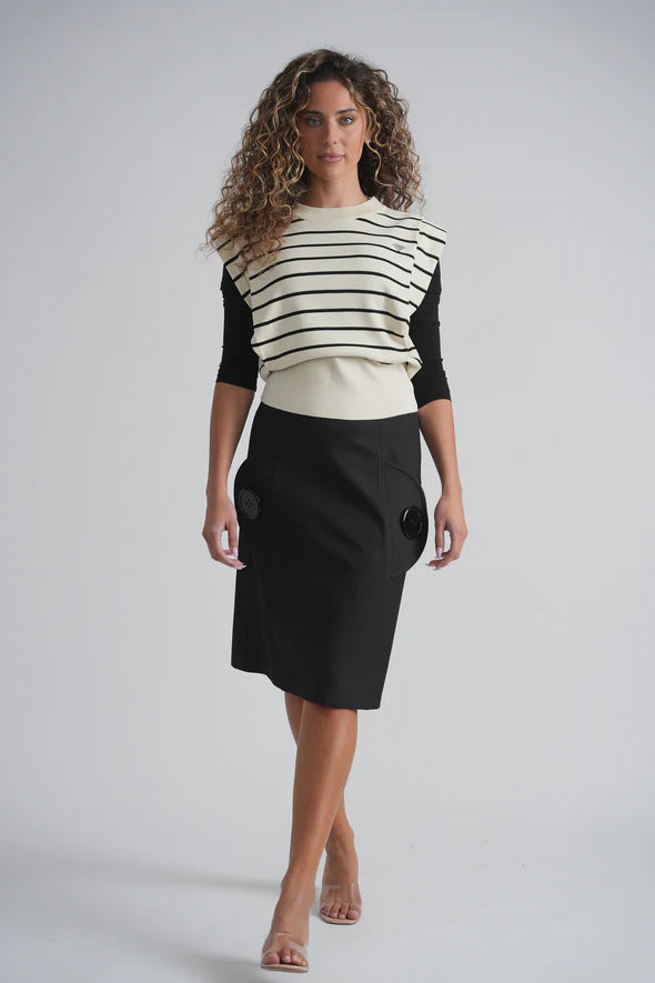 BLACK AND WHITE STRIPE VEST