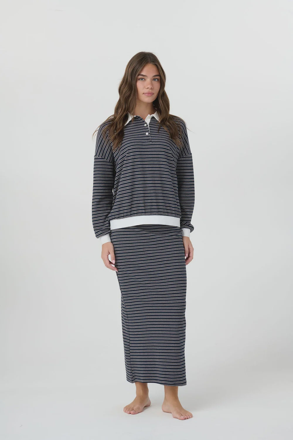 NAVY KYRA SKIRT