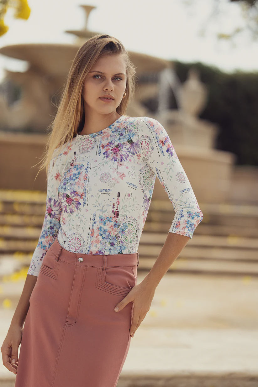 FLORAL PRINTED TSHIRT