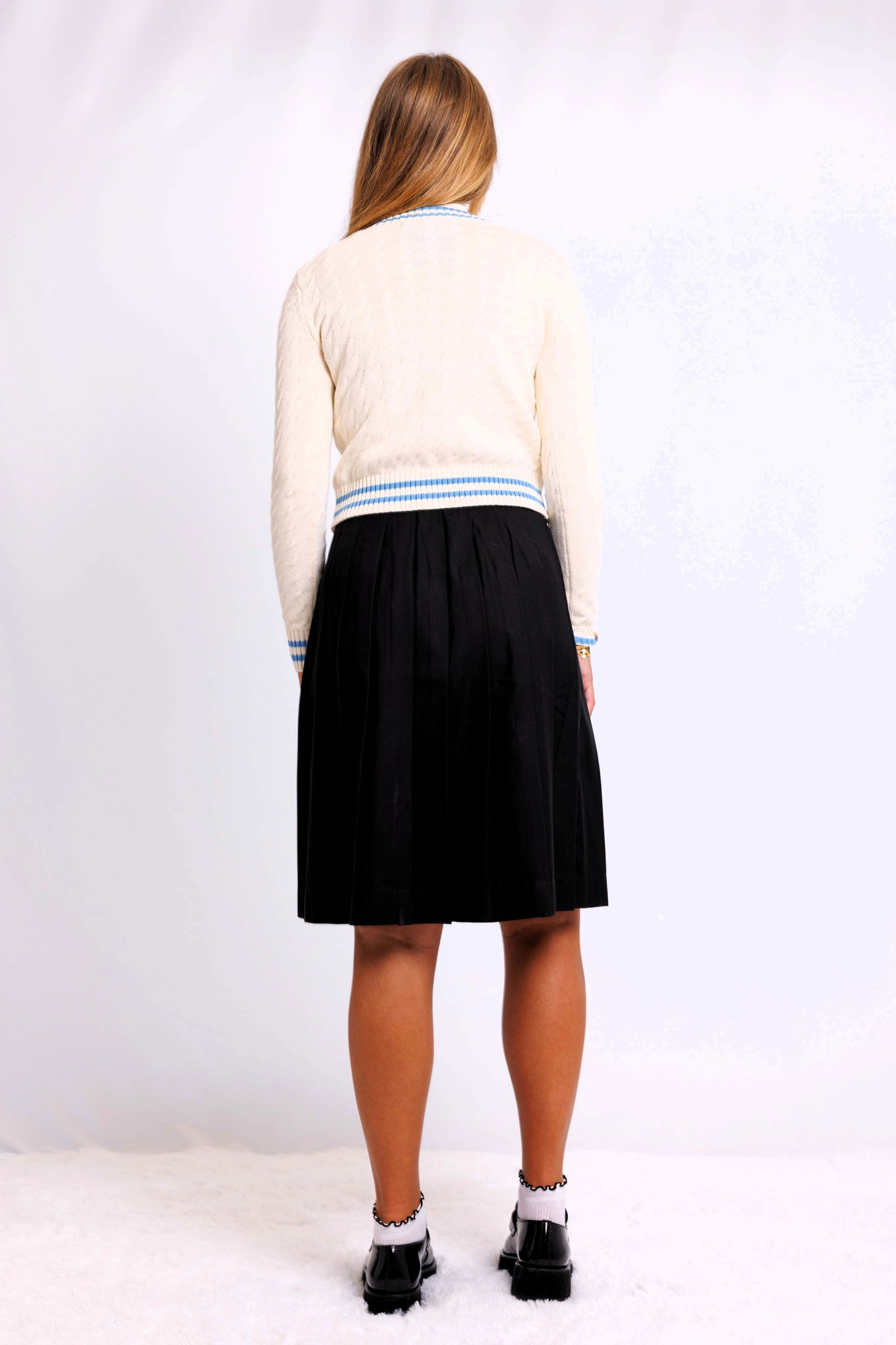 PREPPY CARDIGAN AVAILABLE IN 2 COLORS