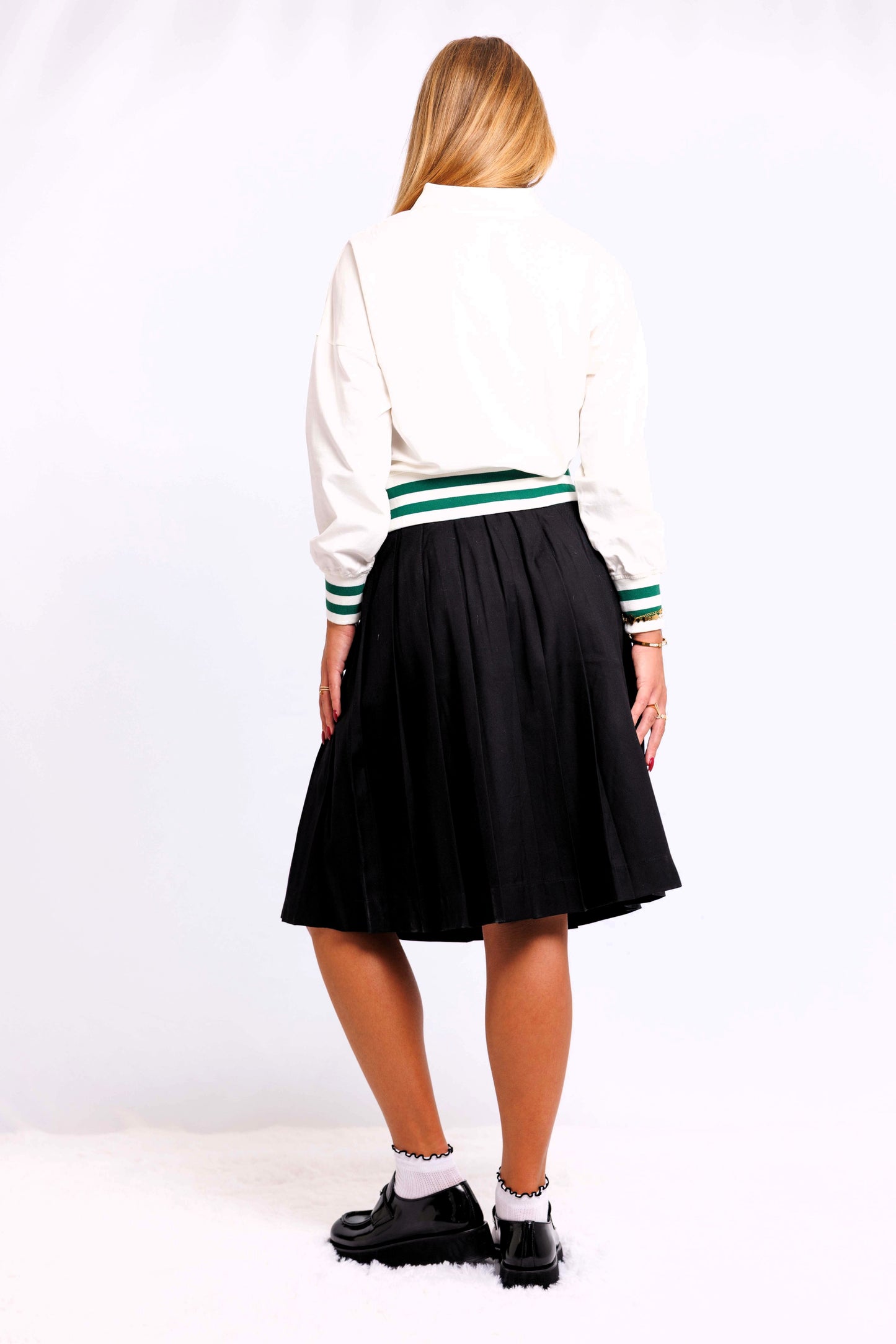 VARSITY STYLE TOP AVAILABLE IN 2 COLORS