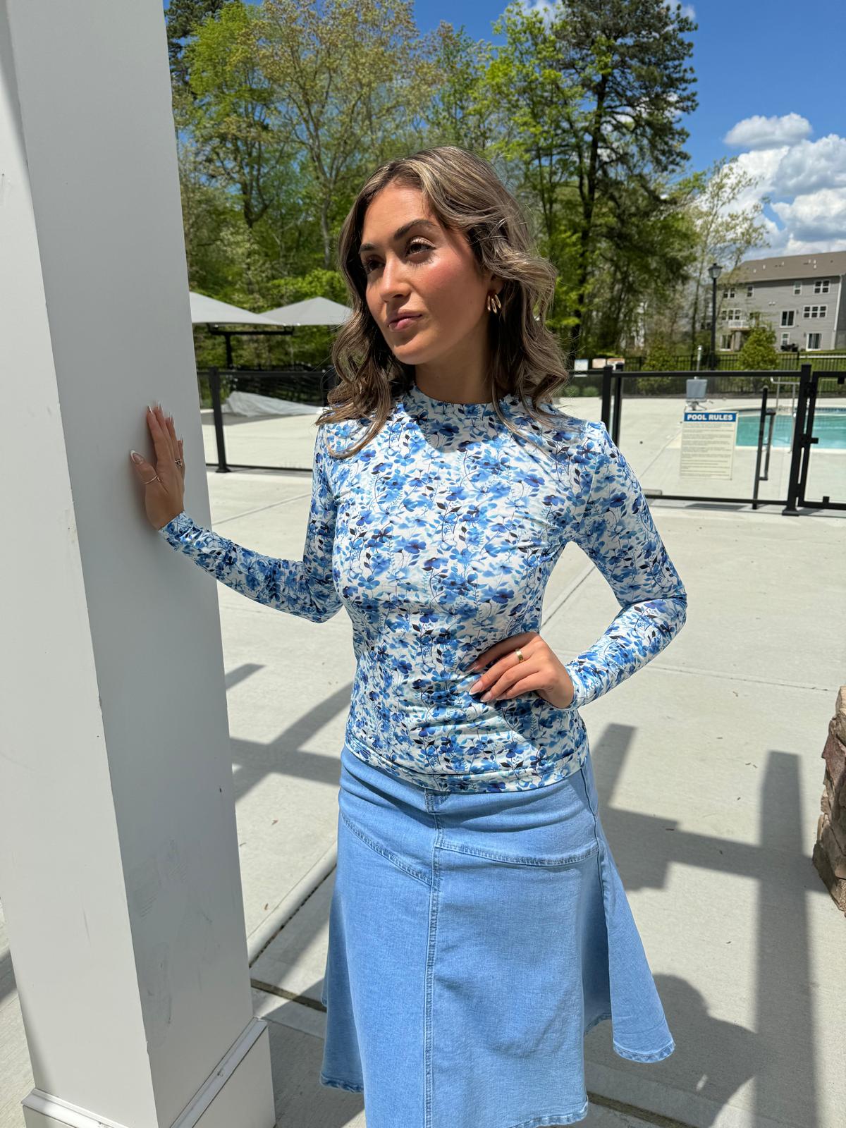 BLUE FLORAL COTTON CREW NECK TSHIRT
