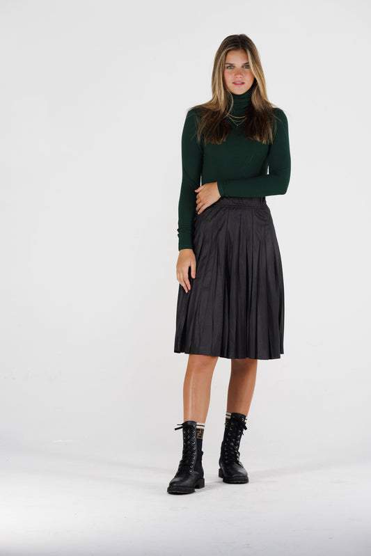 CITY HT BLACK