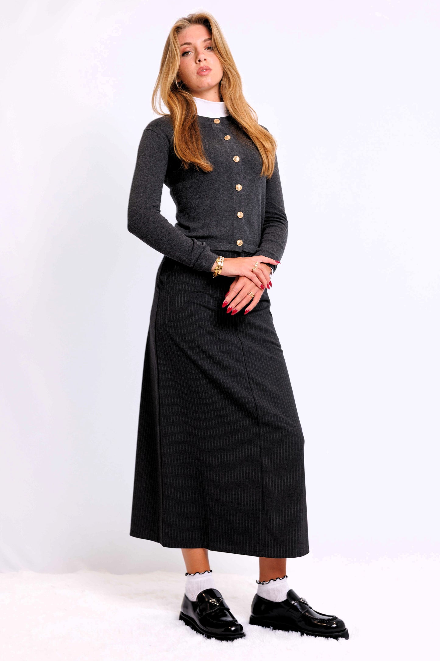 KNIT CARDIGAN AVAILABLE IN 2 COLORS