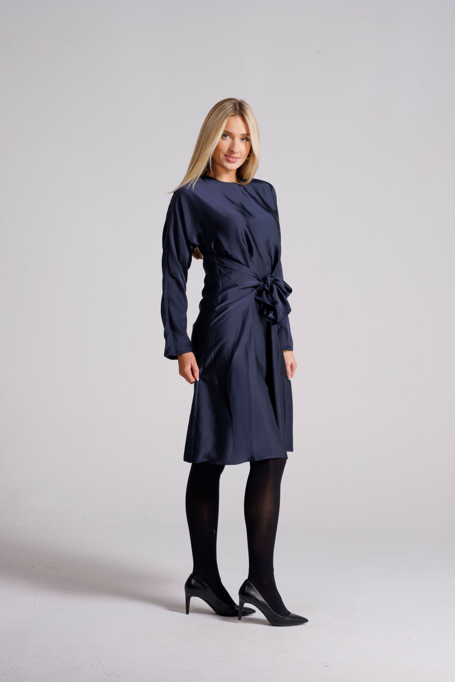 WRAP DRESS WITH DOLMAN SLEEVES IN 2 COLORS