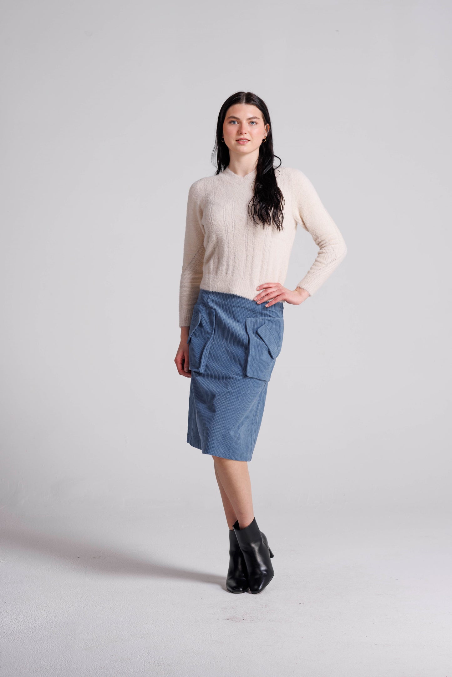 DOUBLE CORDUROY PATCH POCKET SKIRT