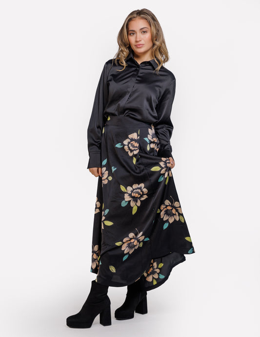 TEXTURED SATIN BLOUSE