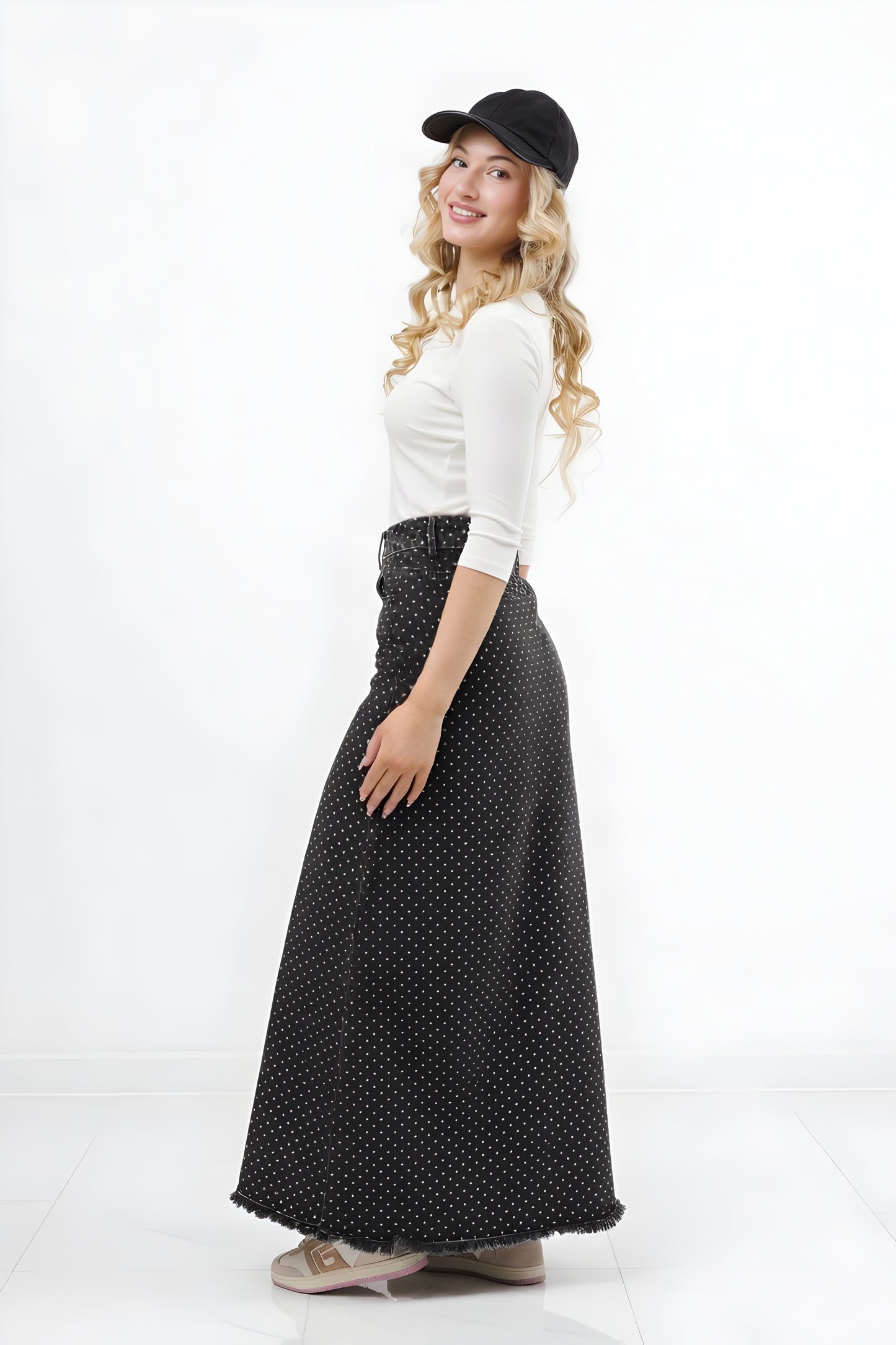 DENIM SKIRT AVAILABLE IN 2 POLKA DOT PATTERNS AND 2 FLORAL PATTERNS