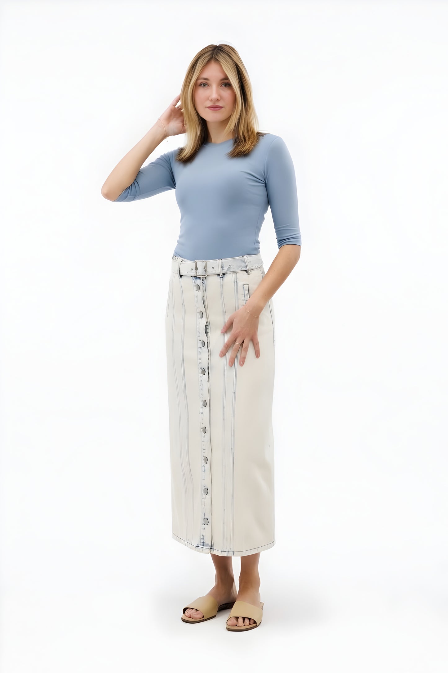 BELTED DENIM SKIRT AVAILABLE IN 2 COLORS