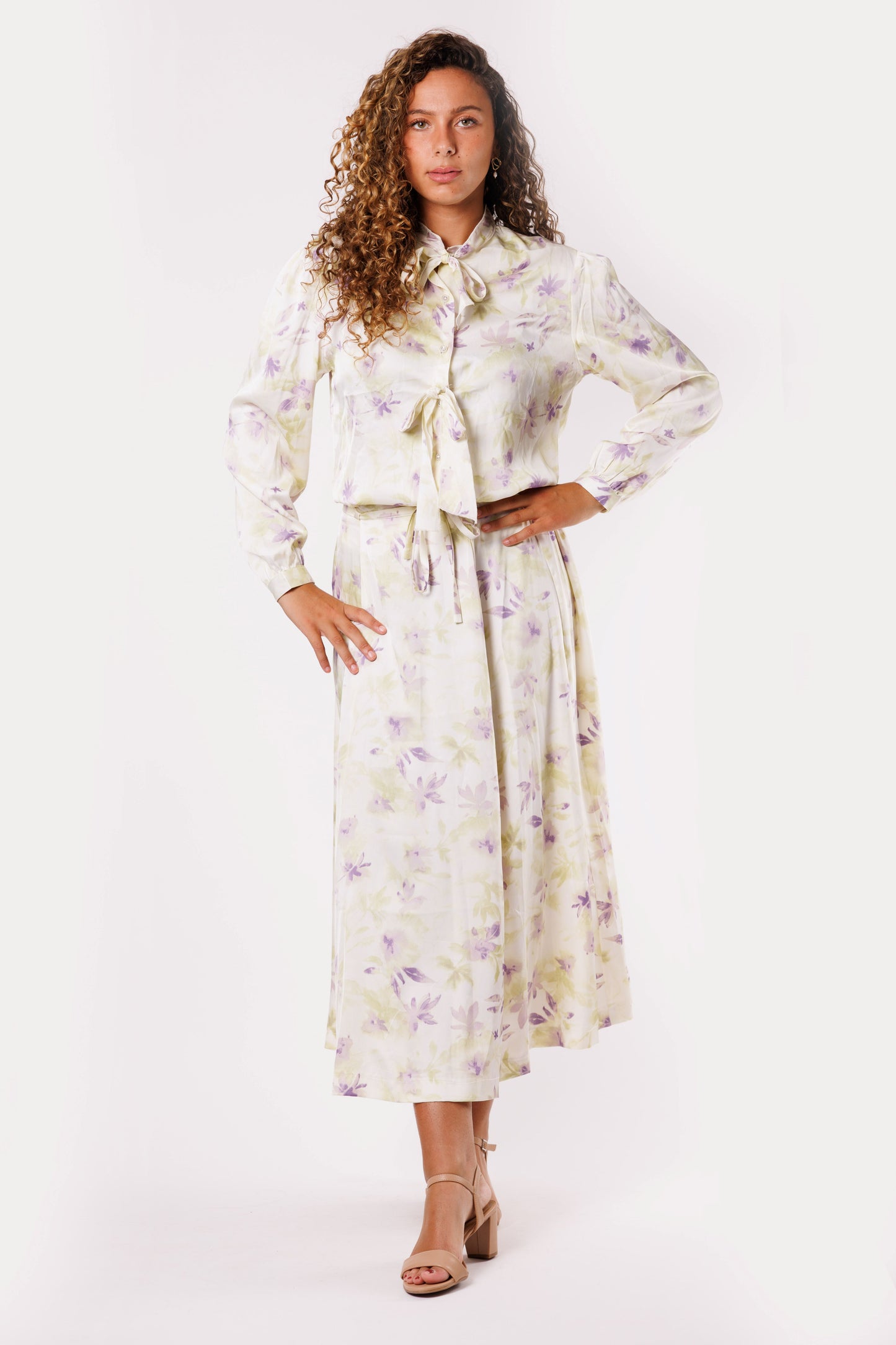 FLORAL BLOUSE