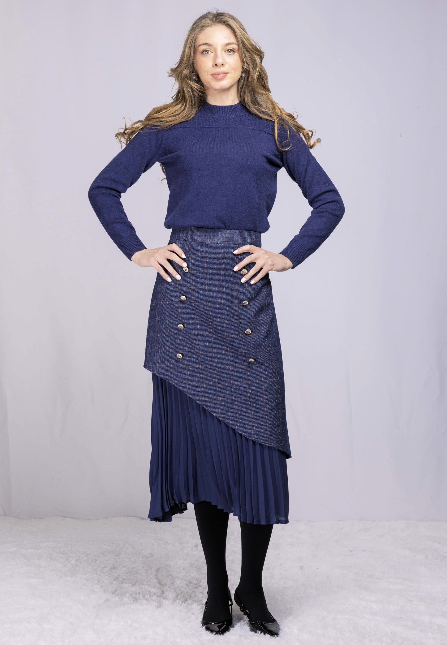SWEATER WITH TEXTURED TRIM AVAILABLE IN 2 COLORS