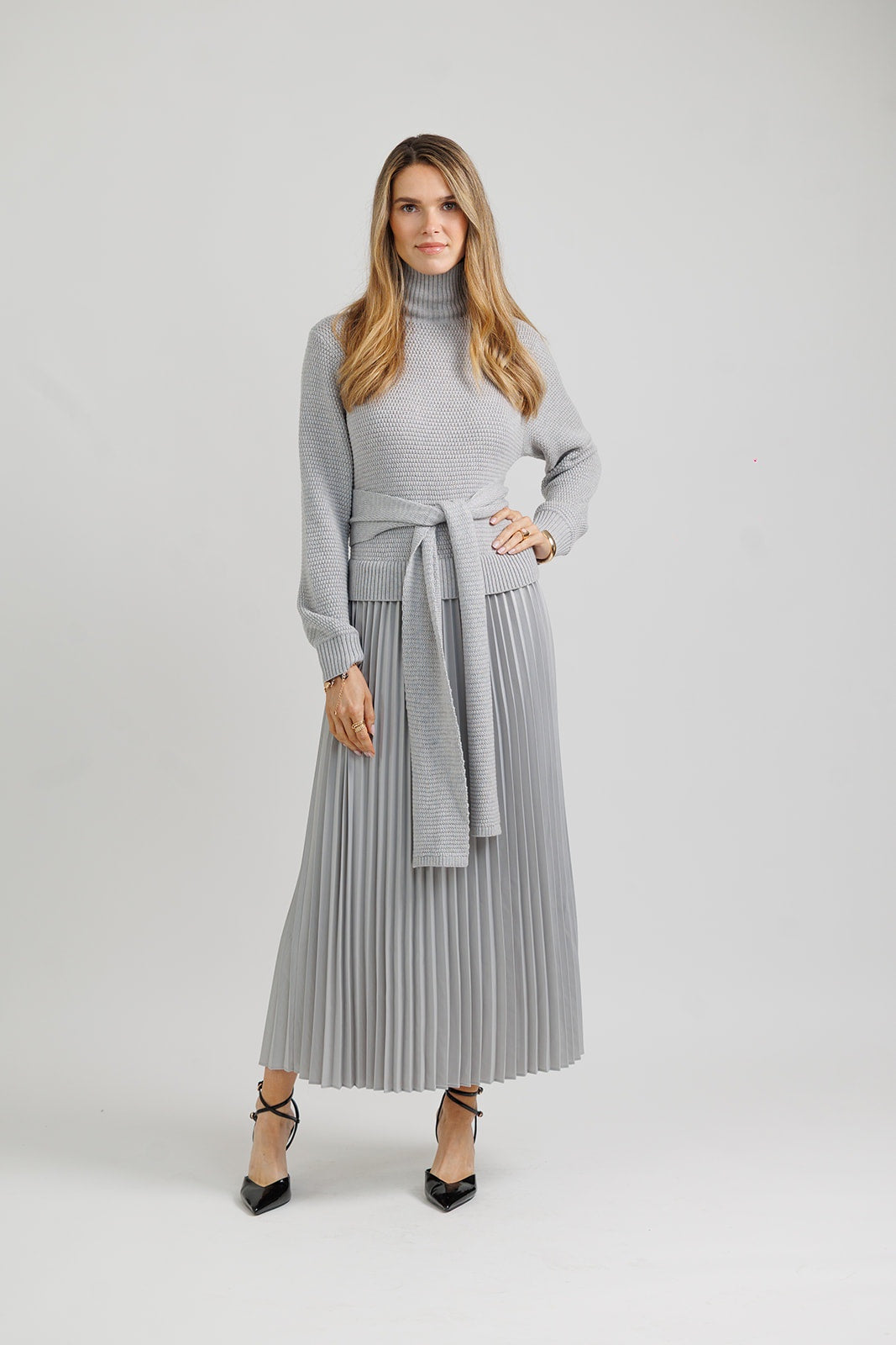 GREY KNIT MAXI DRESS
