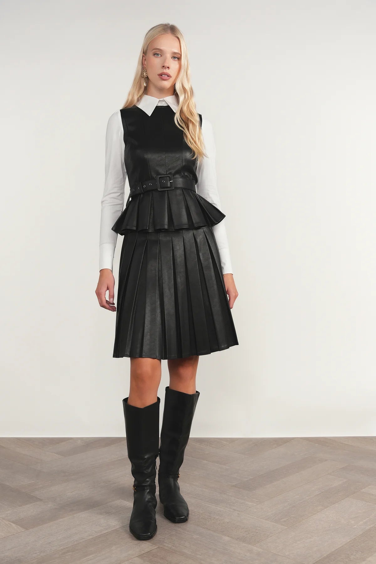 BLACK CAM LEATHER TOP