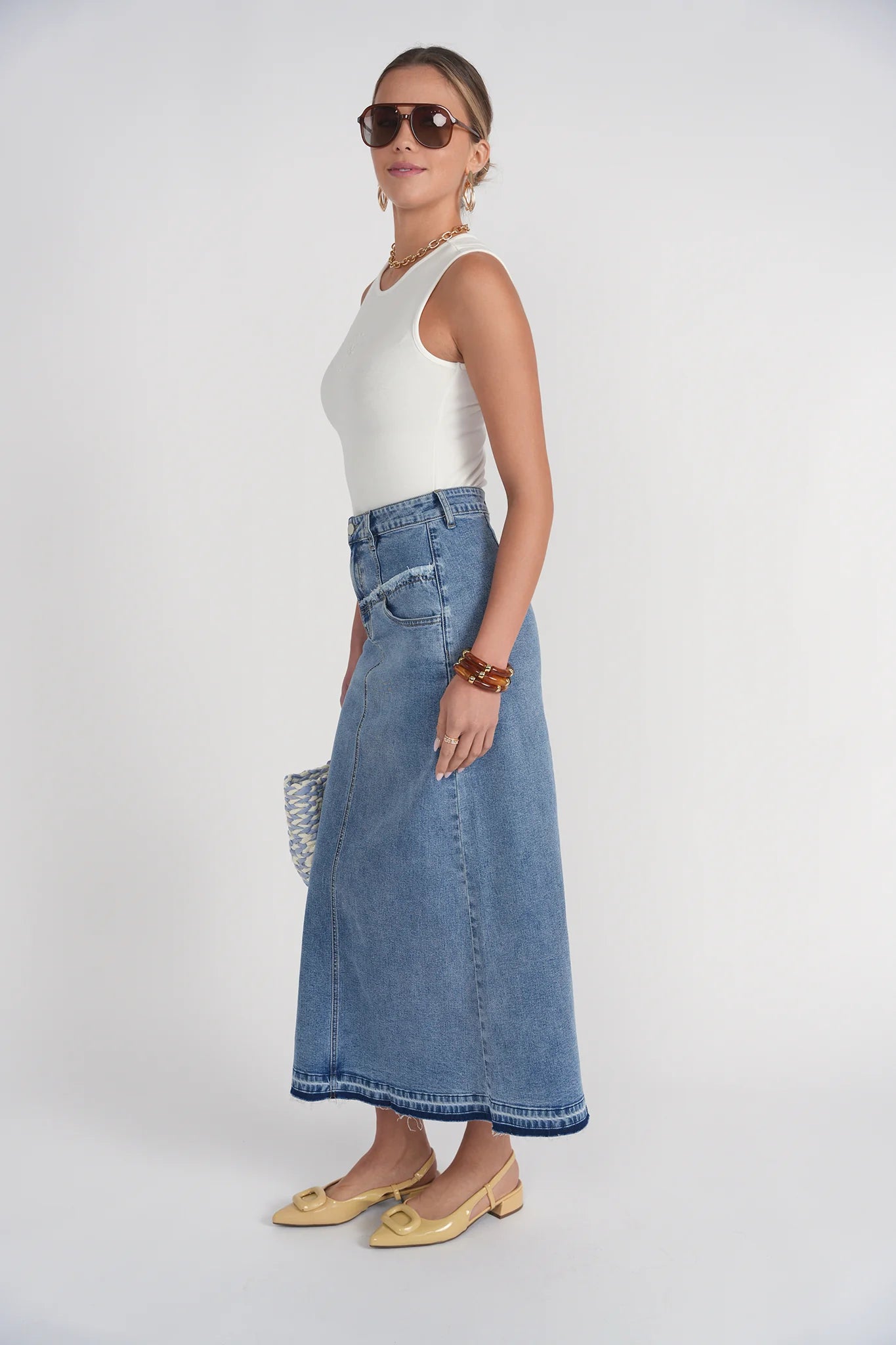 JERSEY SLEEVELESS TEE - WHITE