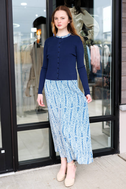 CREWNECK MIDI SLIPDRESS AVAILABLE IN TWO COLORS