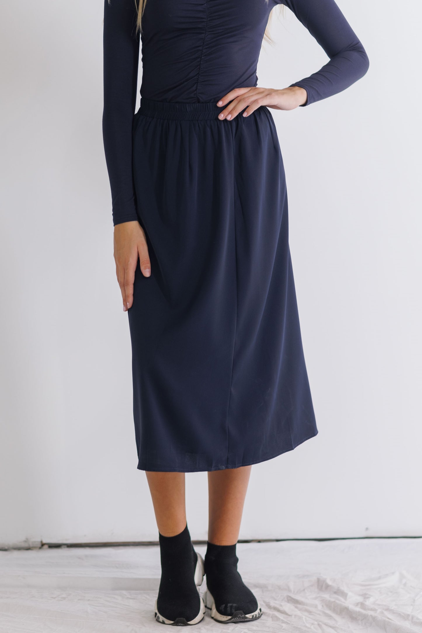 CREPE SKIRT WITH ELASTIC WAISTBAND