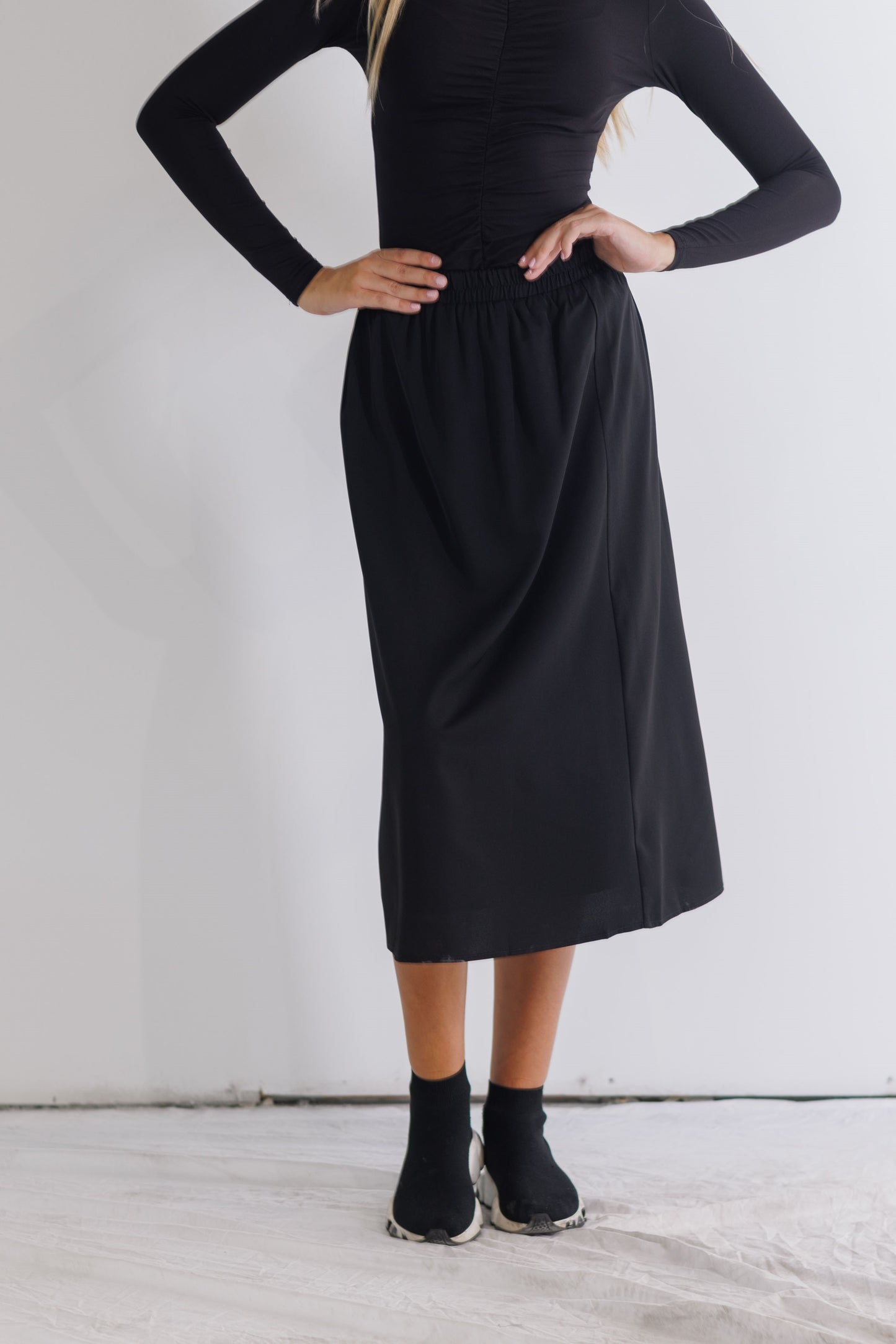 CREPE SKIRT WITH ELASTIC WAISTBAND