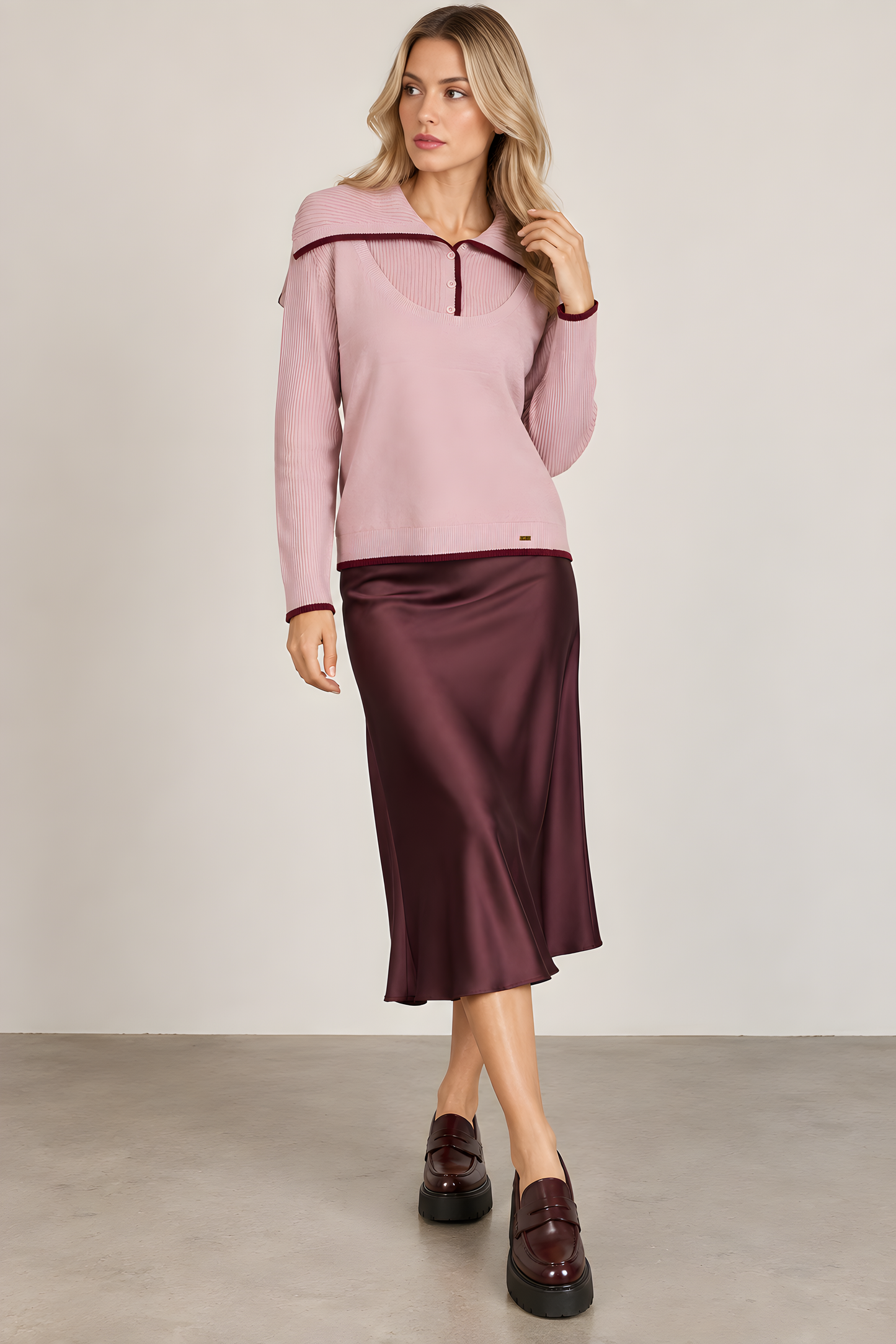 OVER SIZED COLLAR VEST LOOK SWEATER AVAILABLE IN 2 COLORS