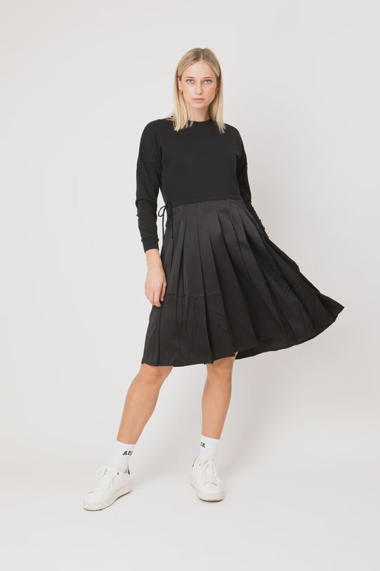 PLEATED SWEATSHIRT DRESS