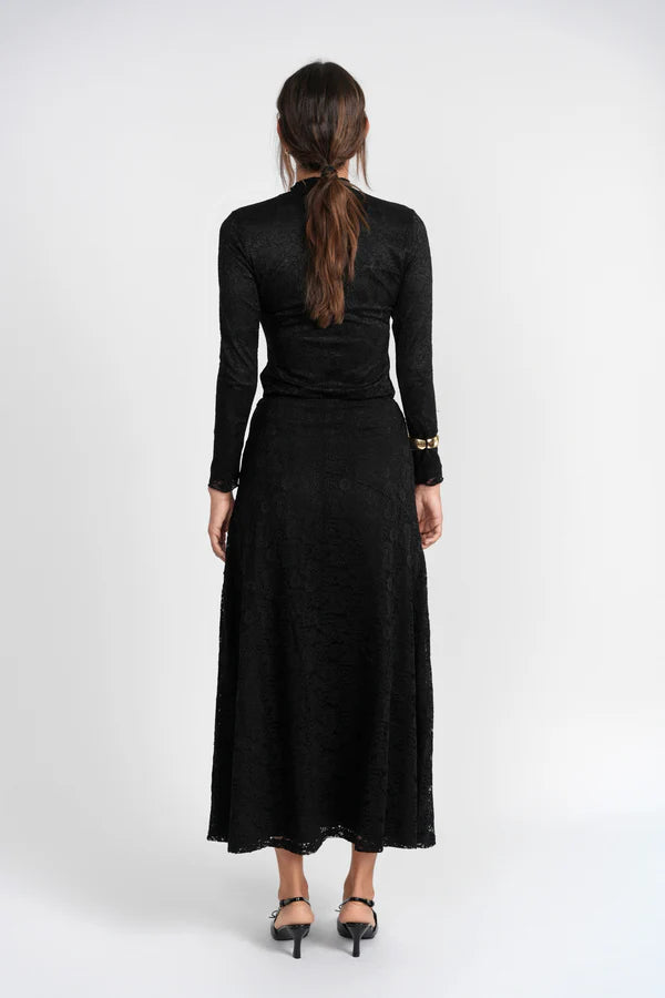 BLACK LACE MAXI SKIRT