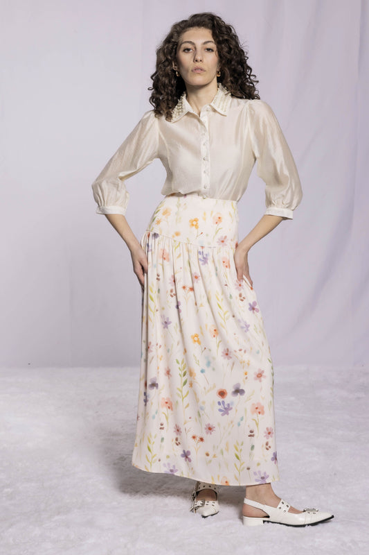 FLORAL SKIRT AVAILABLE IN2 COLORS