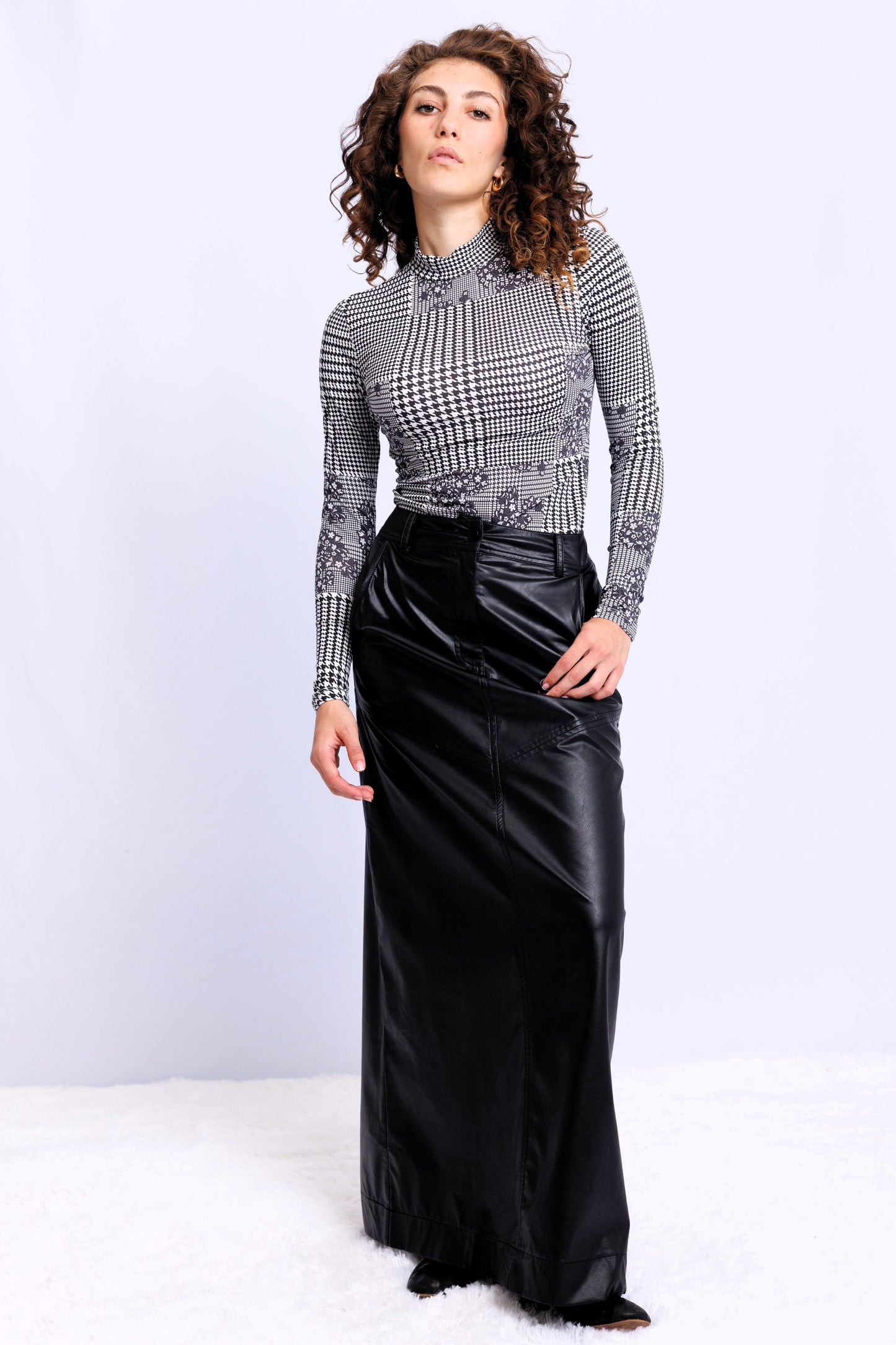 PRINTED COTTON MOCKNECK AVAILABLE IN 5 COLORS