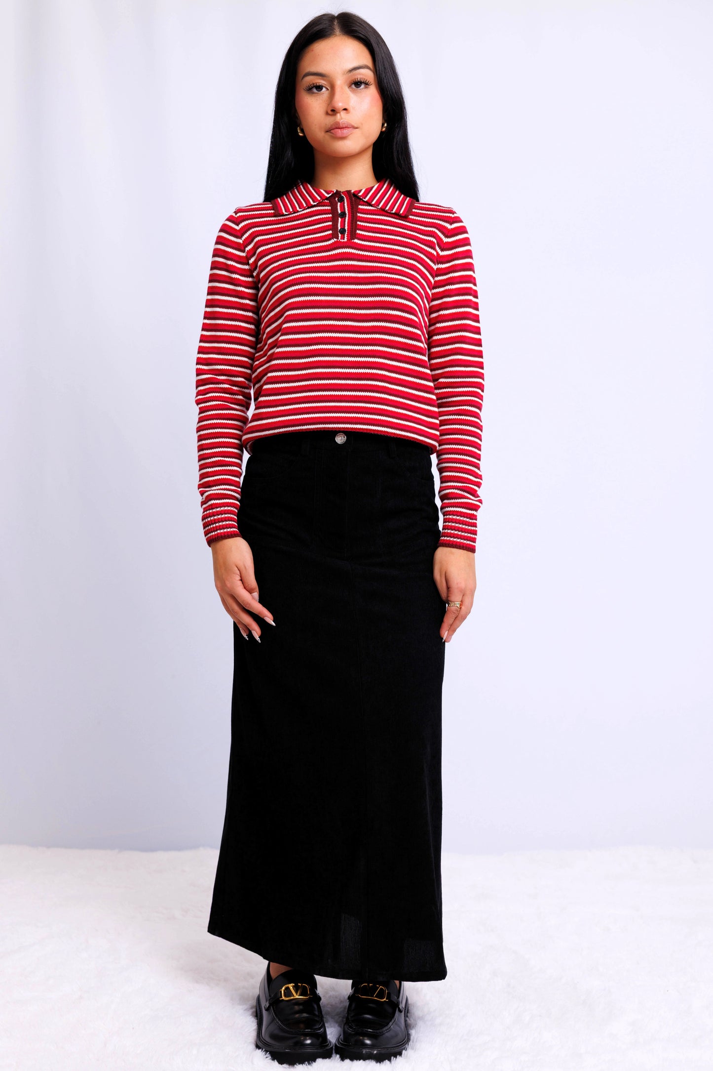 COLLARED SWEATER AVAILABLE IN 2 COLORS