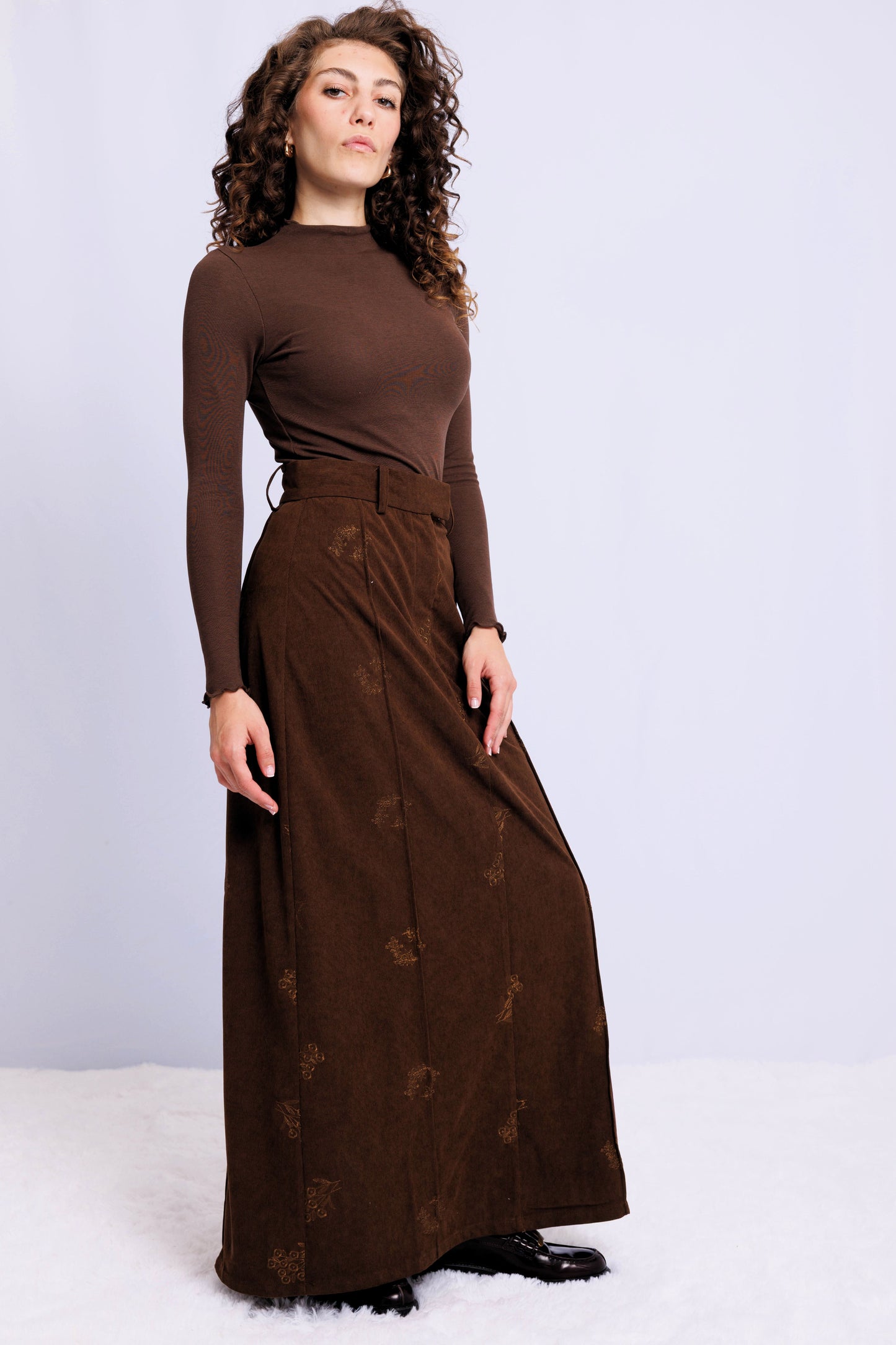 STRAIGHT SKIRT AVAILABLE IN 4 COLORS