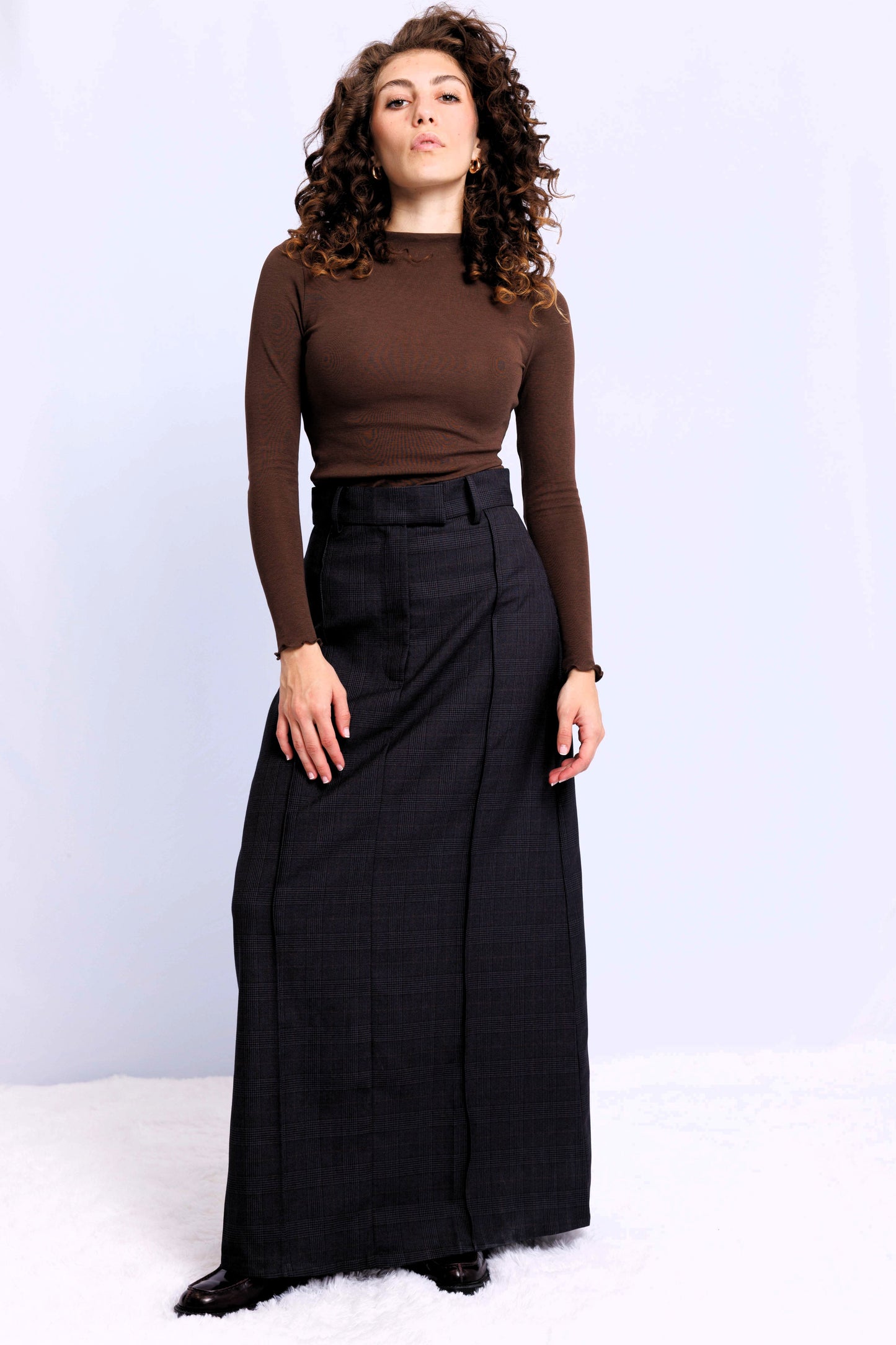 STRAIGHT SKIRT AVAILABLE IN 4 COLORS
