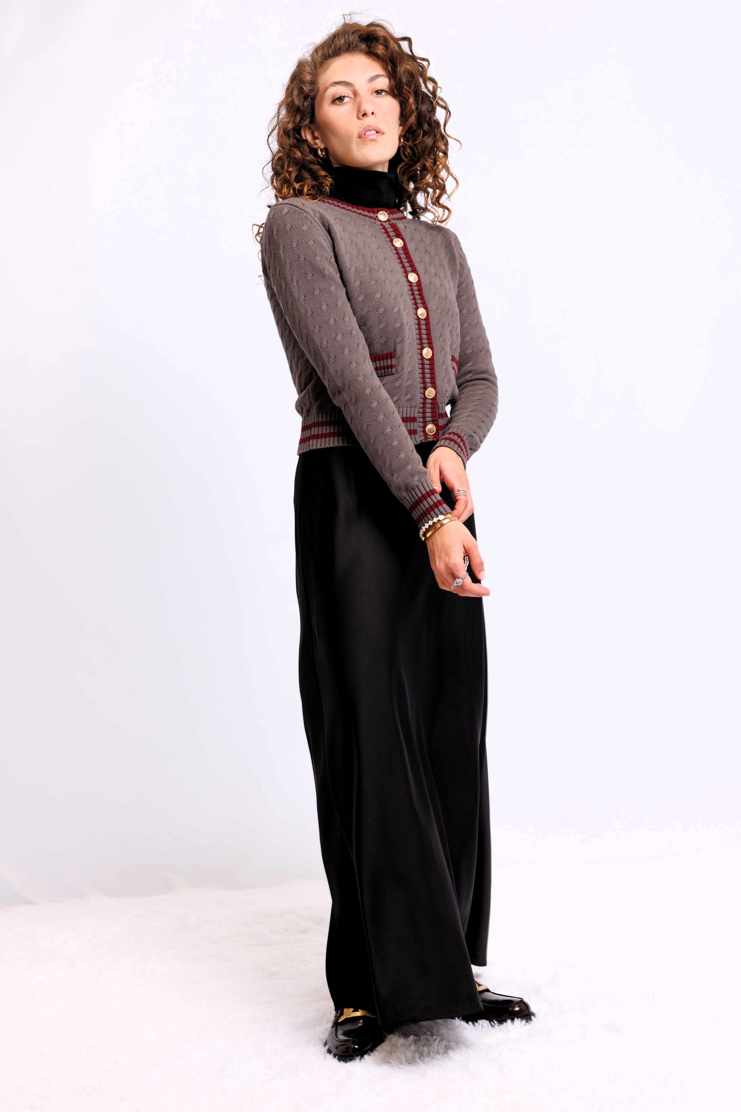 PREPPY CARDIGAN AVAILABLE IN 2 COLORS