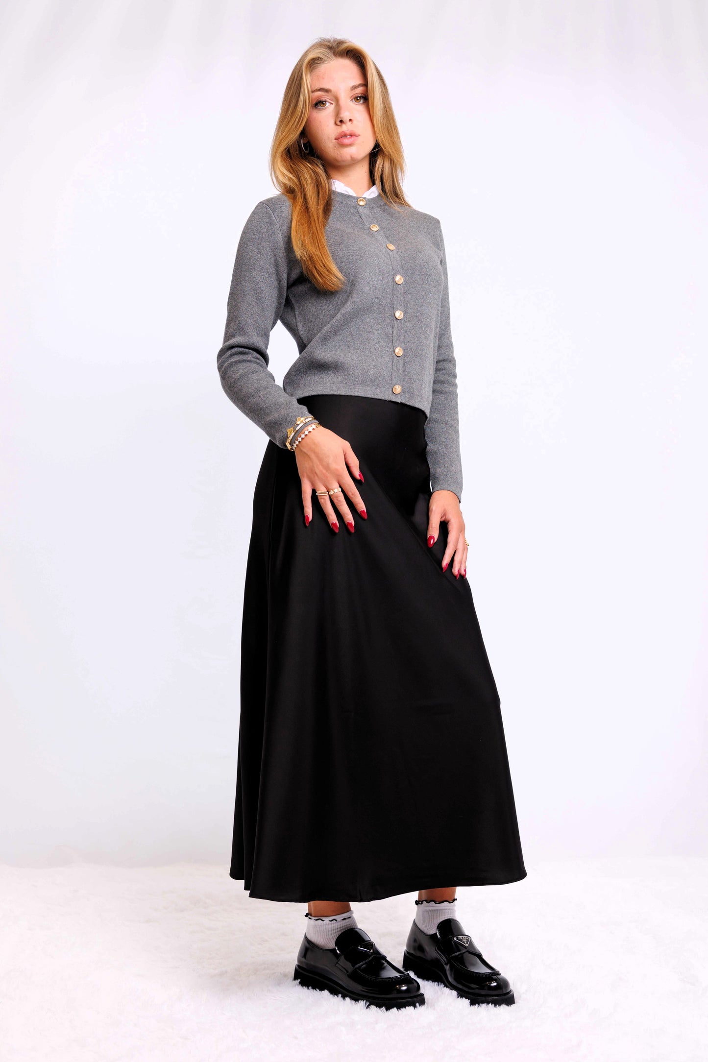 CARDIGAN WITH FRILLY COLLAR AVAILABLE IN 3 COLORS