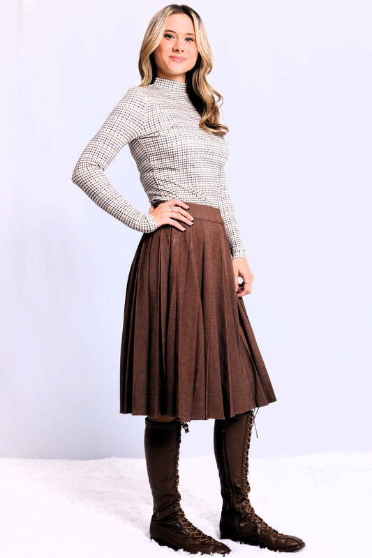 PLEATED SKIRT AVAILABLE IN 2 COLORS