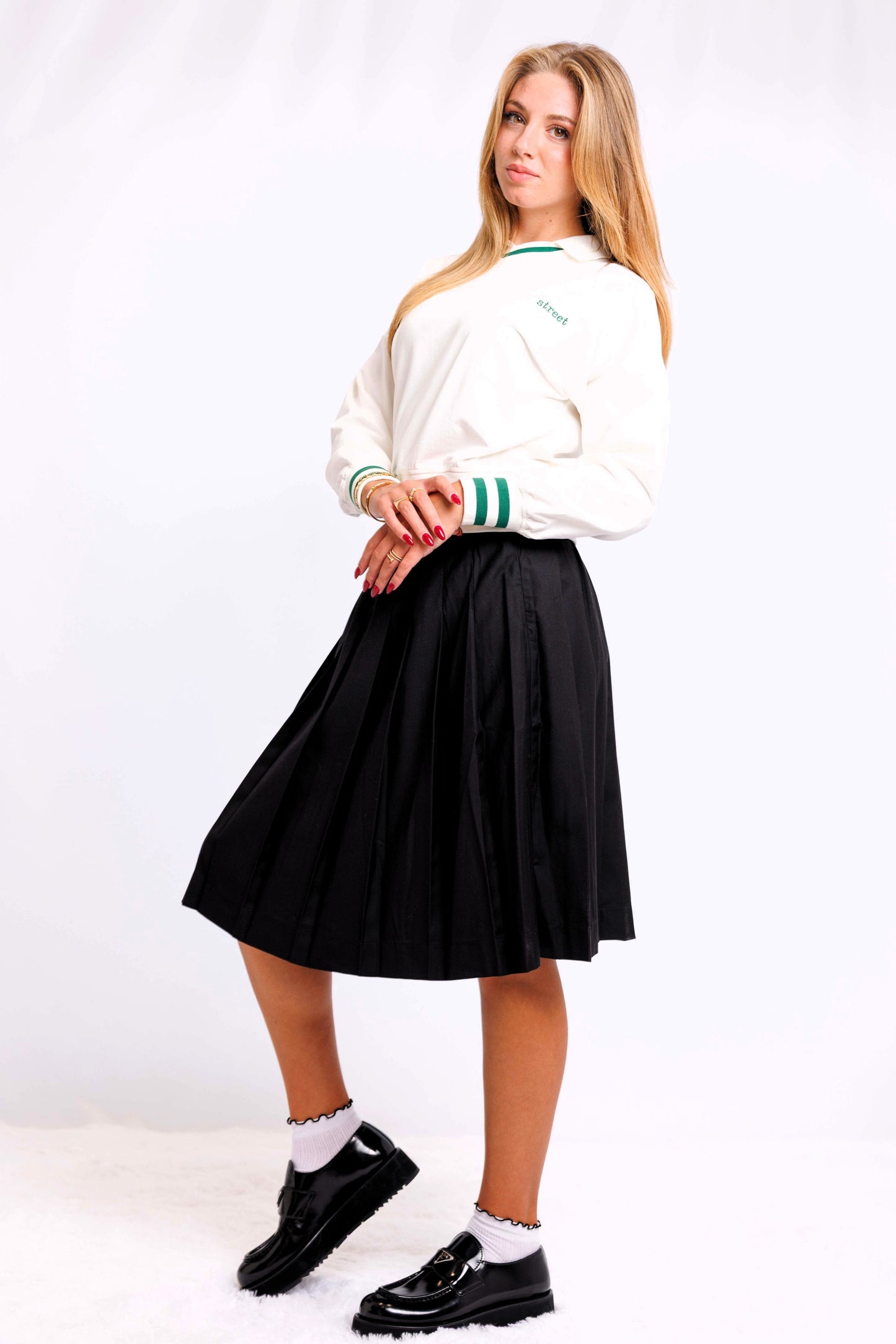 VARSITY STYLE TOP AVAILABLE IN 2 COLORS