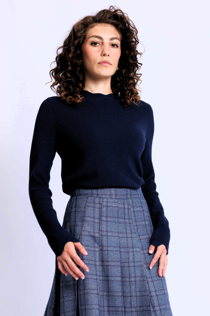 SCALLOPED SWEATER TOP AVAILABLE IN 2 COLORS